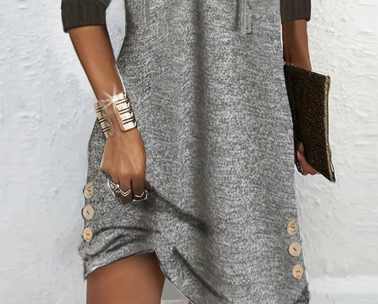LM | Cozy hooded dress in contrasting colors