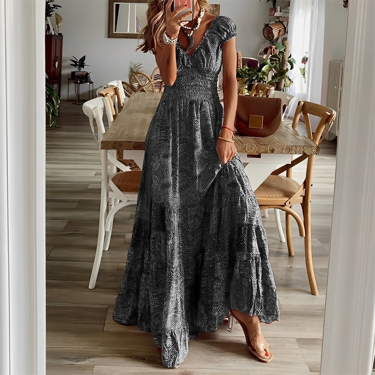 LM | Parker versatile and comfortable winter dress